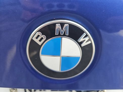 Used 2022 BMW 330i Sedan w/ M Sport Package RWD image 32