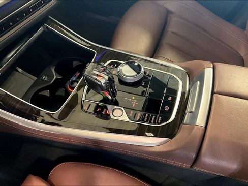 Used 2019 BMW X5 xDrive40i w/ M Sport Package AWD/4WD image 15