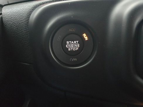 Certified 2021 Jeep Wrangler Unlimited Rubicon w/ Dual Top Group image 36