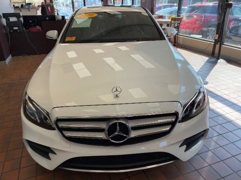 Used 2020 Mercedes-Benz E 350 Sedan image 5