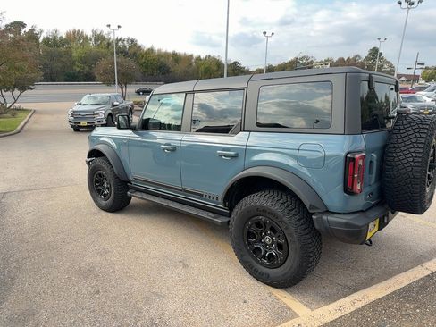 Used 2021 Ford Bronco First Edition image 7