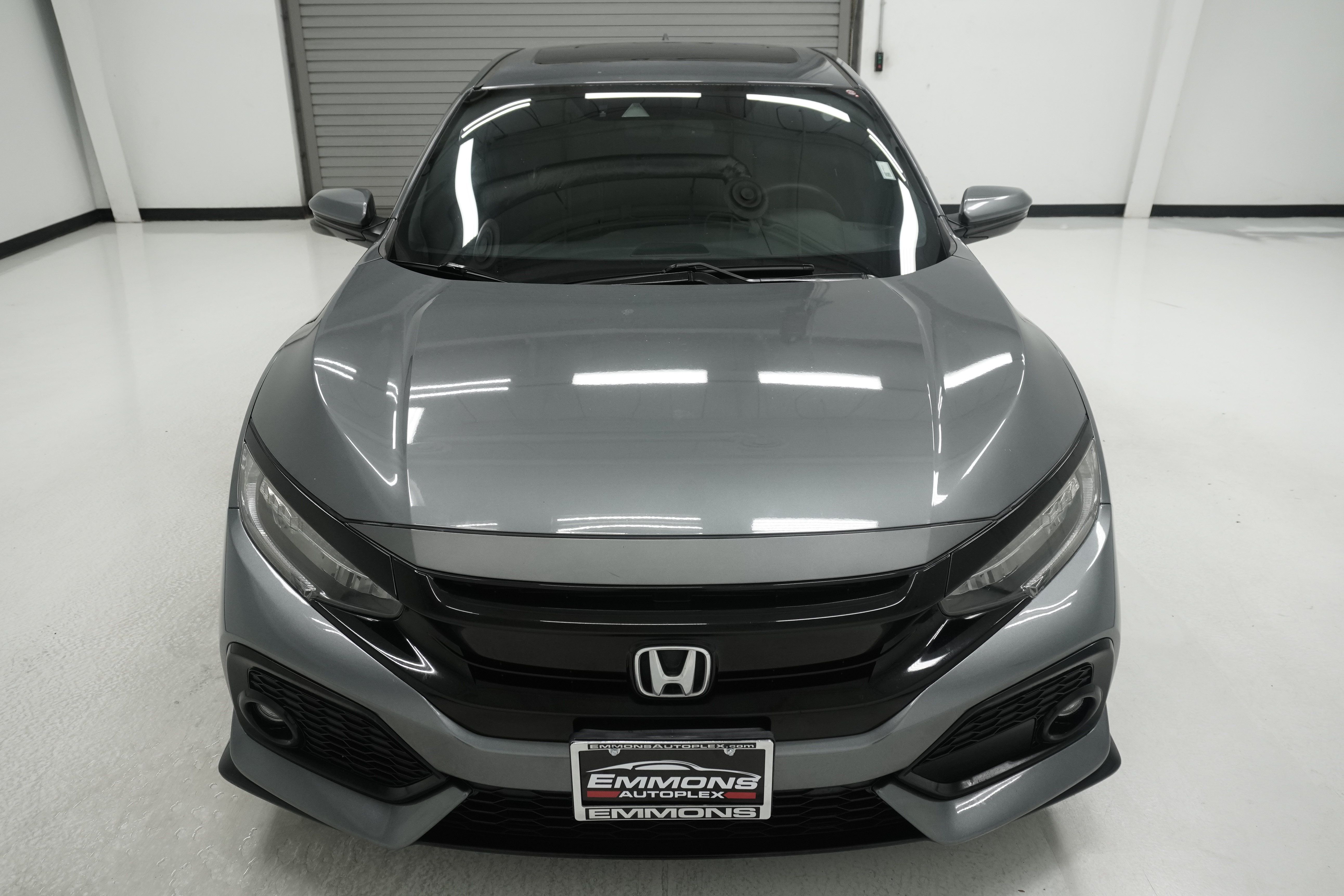 Used 2019 Honda Civic Sport Touring image 2