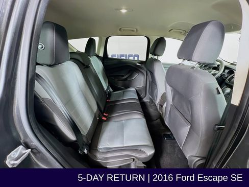 Used 2016 Ford Escape SE image 28