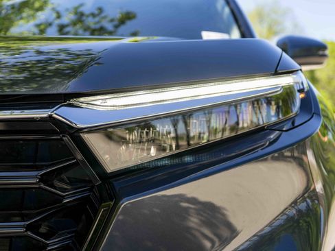 Used 2024 Honda CR-V EX-L image 11