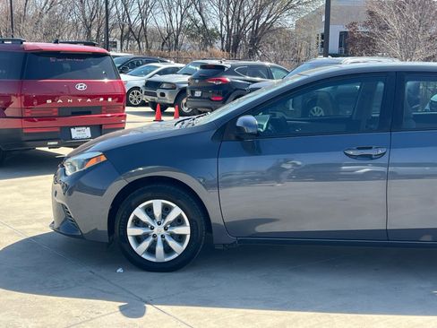 Used 2015 Toyota Corolla LE image 7
