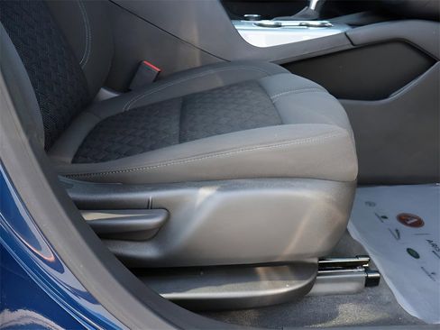 Used 2022 Chevrolet Blazer LT image 11