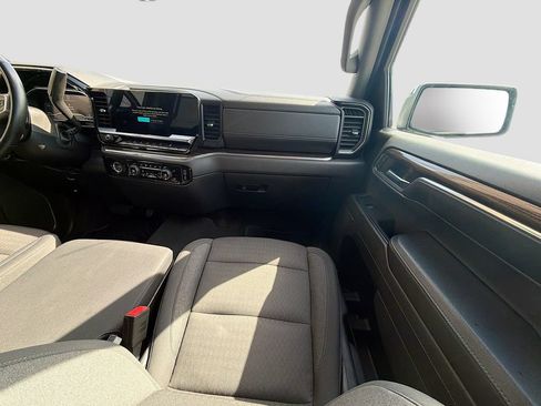 Used 2024 Chevrolet Silverado 1500 LT w/ Protection Package AWD/4WD image 19