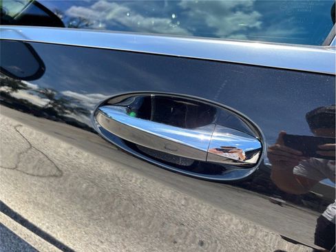 Used 2016 Mercedes-Benz Maybach S 600 image 18