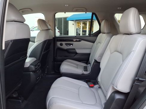 Certified 2023 Honda Pilot EX-L image 8