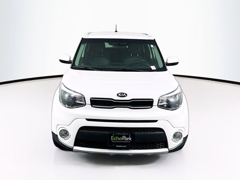 Used 2018 Kia Soul + FWD image 2