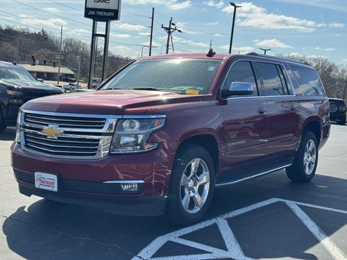 Used 2016 Chevrolet Suburban LTZ image 8