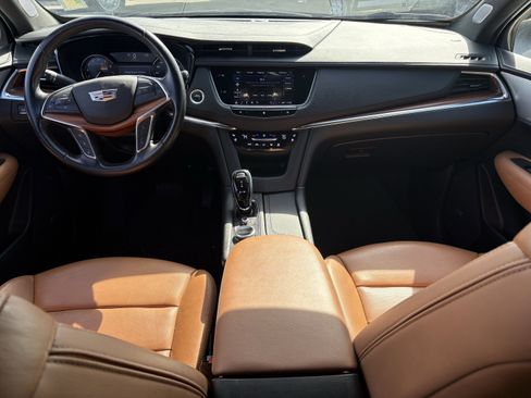 Used 2021 Cadillac XT5 Premium Luxury image 14