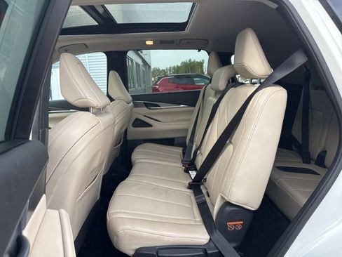 Used 2023 INFINITI QX60 Luxe w/ Cargo Package image 11