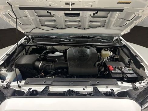 Used 2021 Toyota Tacoma TRD Pro AWD/4WD image 27