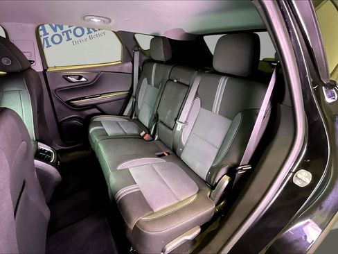 Used 2023 Chevrolet Blazer LT FWD image 22