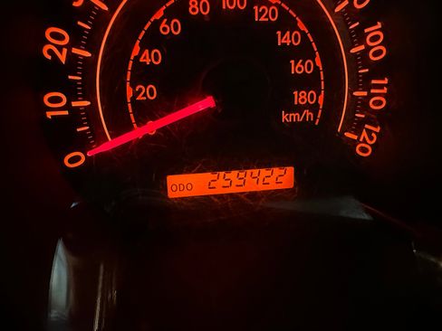 Used 2012 Toyota Tundra 4x4 CrewMax image 21