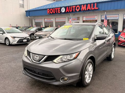 Used 2018 Nissan Rogue Sport SV w/ SV All-Weather Package AWD/4WD image 4