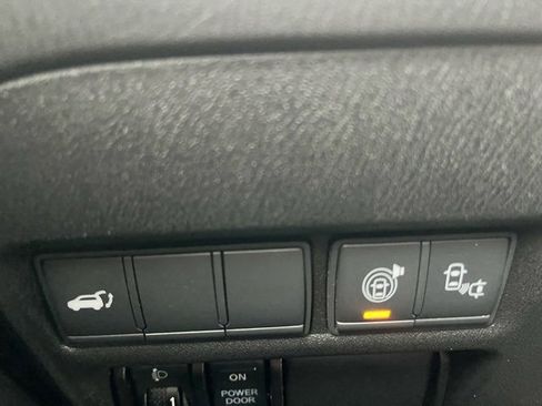 Used 2017 Nissan Armada SL w/ Technology Package image 27