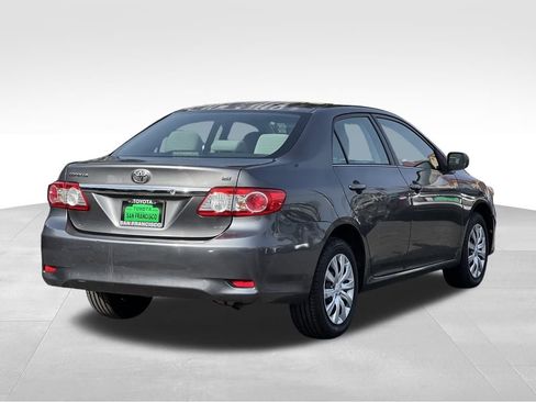 Used 2013 Toyota Corolla LE image 5