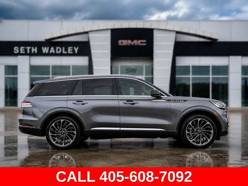 Used 2022 Lincoln Aviator Reserve w/ Equipment Group 201A AWD/4WD image 8