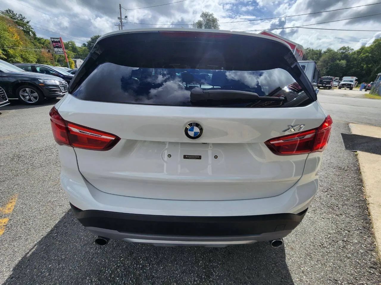Used 2018 BMW X1 xDrive28i AWD/4WD image 6