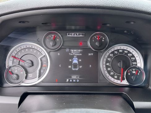 Used 2023 RAM 1500 Classic Warlock w/ Trailer Tow Group image 8