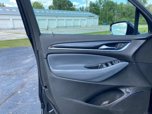 Used 2024 Buick Enclave Essence w/ Sport Touring Edition FWD image 14