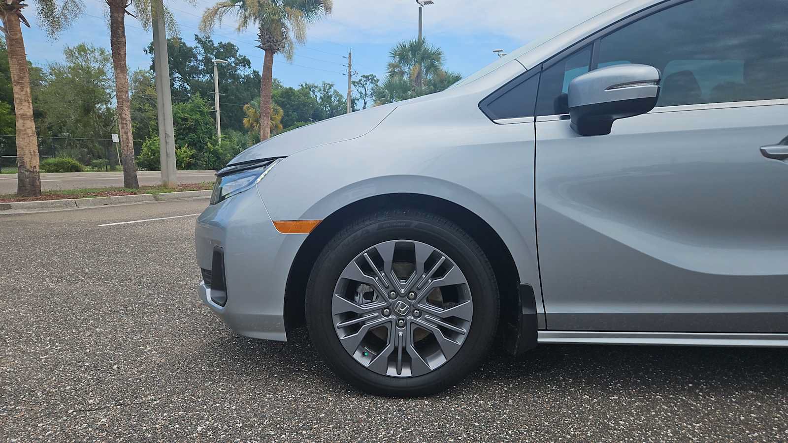 Certified 2026 Honda Odyssey Touring image 19