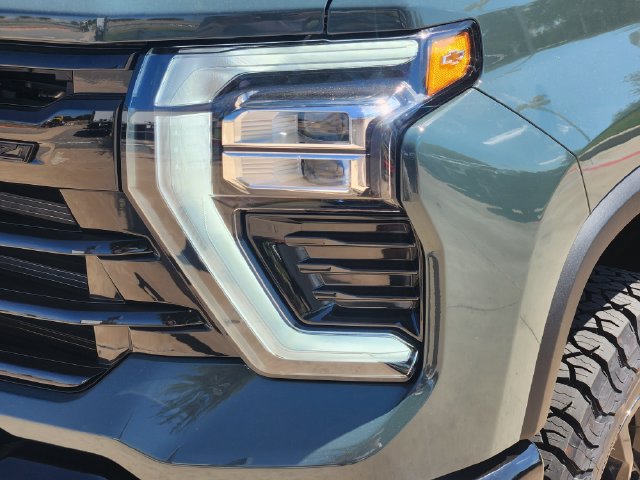 New 2026 Chevrolet Silverado 2500 LT w/ Trail Boss Package AWD/4WD image 17