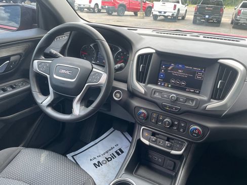 Used 2023 GMC Terrain SLE w/ Driver Convenience Package FWD image 33