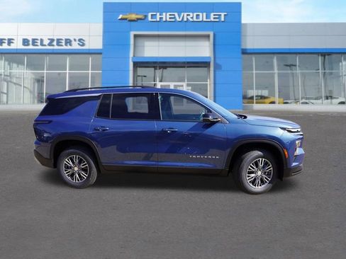 New 2026 Chevrolet Traverse LT w/ Driver Confidence Package image 2