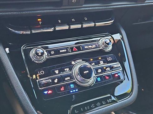 Used 2020 Lincoln Corsair Reserve AWD/4WD image 18