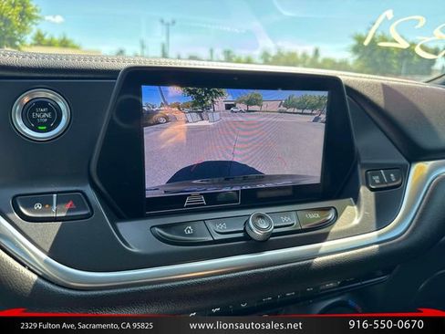 Used 2021 Chevrolet Blazer L FWD image 21