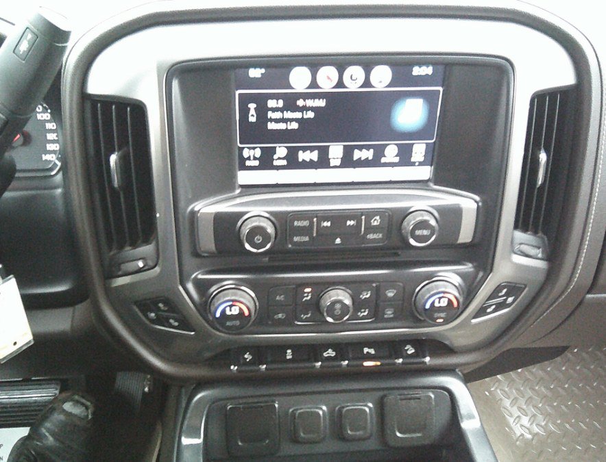 Used 2016 Chevrolet Silverado 1500 LTZ Z71 w/ LTZ Plus Package AWD/4WD image 15