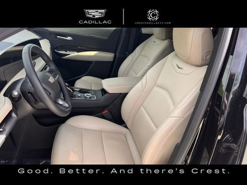 Used 2025 Cadillac XT4 Premium Luxury FWD image 23
