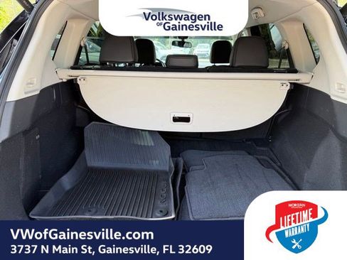 Used 2024 Nissan Rogue SL AWD/4WD image 7