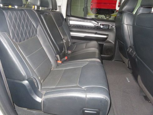 Used 2017 Toyota Tundra Platinum AWD/4WD image 32