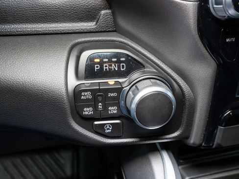 Used 2024 RAM 1500 Big Horn image 28