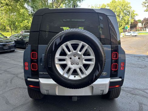 Used 2023 Land Rover Defender 110 SE AWD/4WD image 4