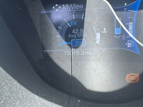 Used 2016 Ford Fusion SE w/ Equipment Group 502A FWD image 10