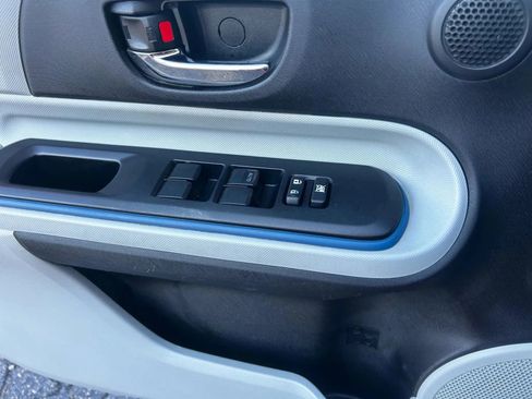 Used 2013 Toyota Prius C Two image 18