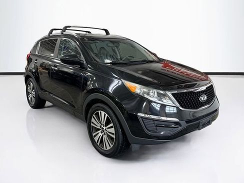 Used 2016 Kia Sportage EX image 3