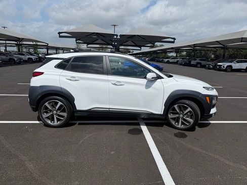 Used 2021 Hyundai Kona Limited FWD image 4