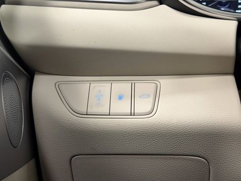 New 2026 Genesis G70 2.5T Prestige image 12