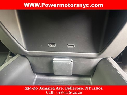 Used 2025 Cadillac Escalade Sport Platinum AWD/4WD image 31