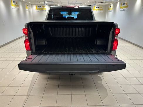 Used 2024 Chevrolet Silverado 1500 Custom Trail Boss AWD/4WD image 17