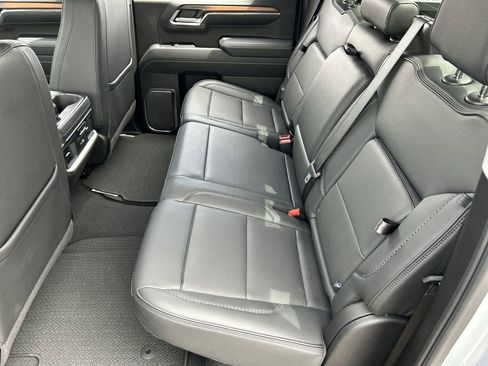 Used 2025 GMC Sierra 1500 Denali image 25