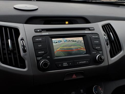 Used 2015 Kia Sportage LX image 19