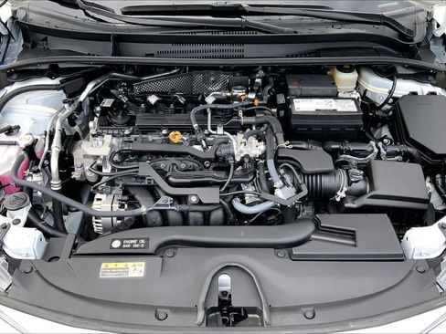 Used 2026 Toyota Corolla LE FWD image 29