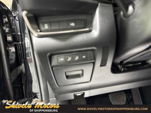 Used 2022 MAZDA CX-30 AWD 2.5 S w/ Premium Package image 16